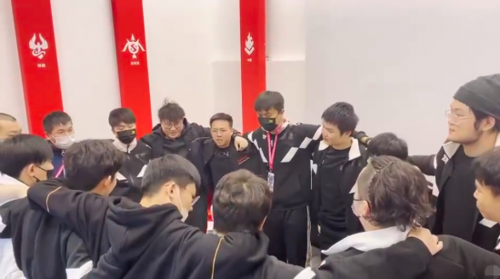 华硕ROG NUC 2025发布全新AMD Ryzen 9 9955HX3D强大迷你PC